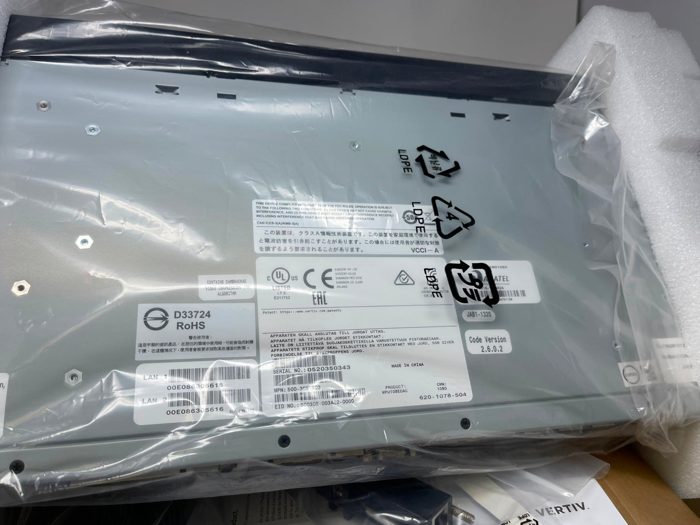 NEW Avocent Vertiv MPU108EDAC-400 Merge Point 108 Digital KVM Path Switch 8 Port