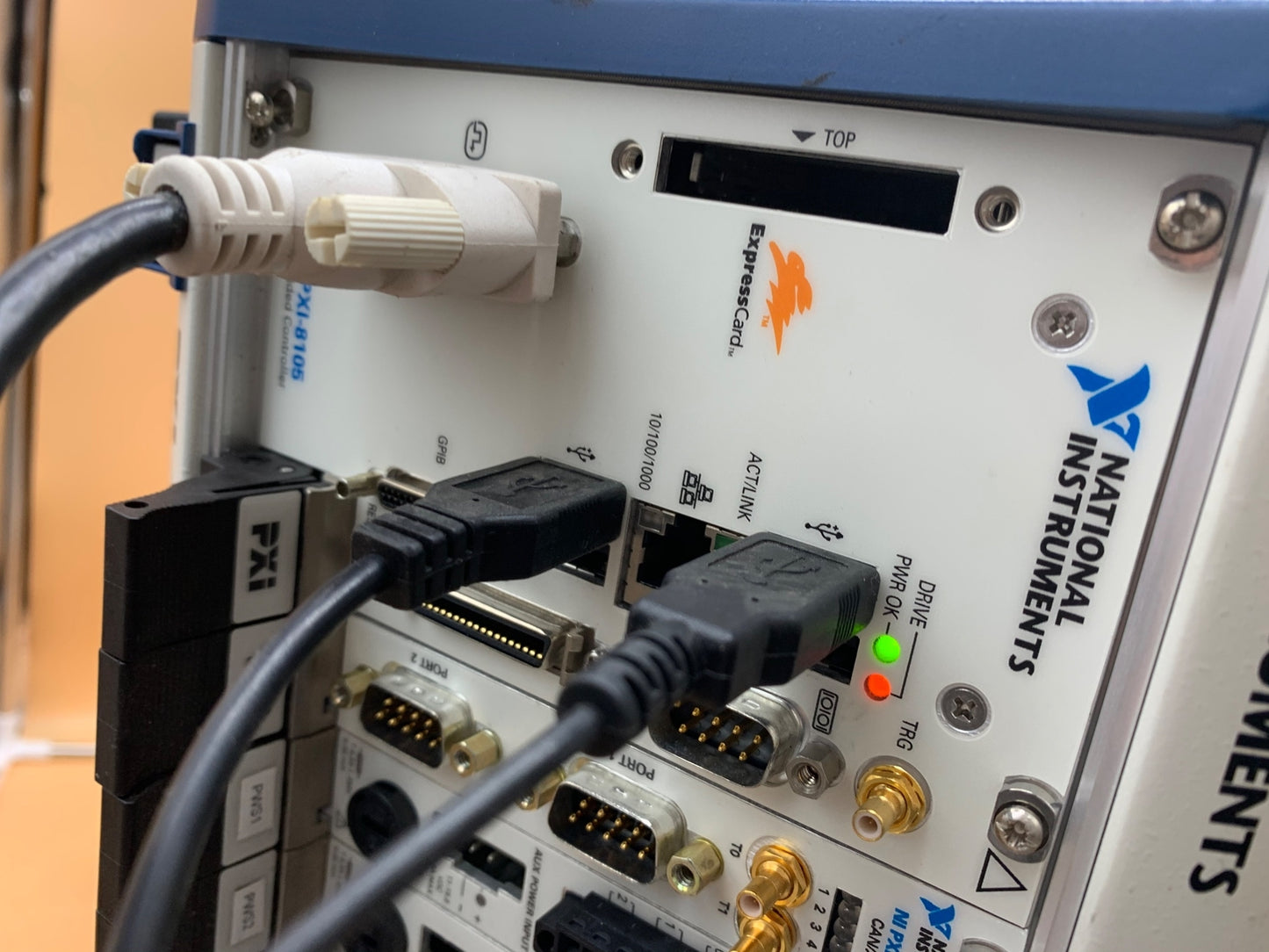 ONE USED National Instruments NI PXI-8105 Embedded Controller tested