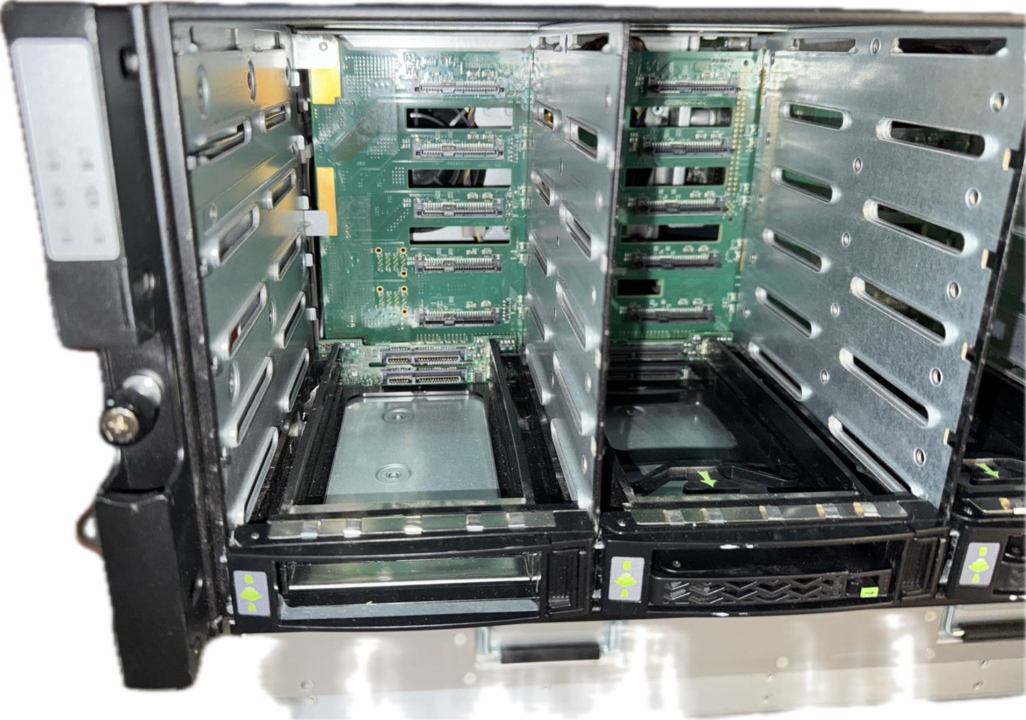 HPE Nimble Storage AF1000 2x Controller 2x 6-Core E5-2603V3 2x 16GB & 8GB NVDIMM