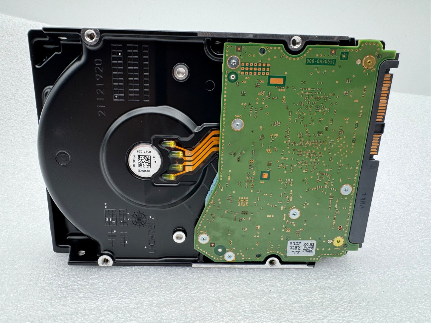 09HXK6 HUH721212AL5200 Dell EMC 12TB 7.2K RPM 12Gb/s 3.5" SAS Hard Drive WD HGST