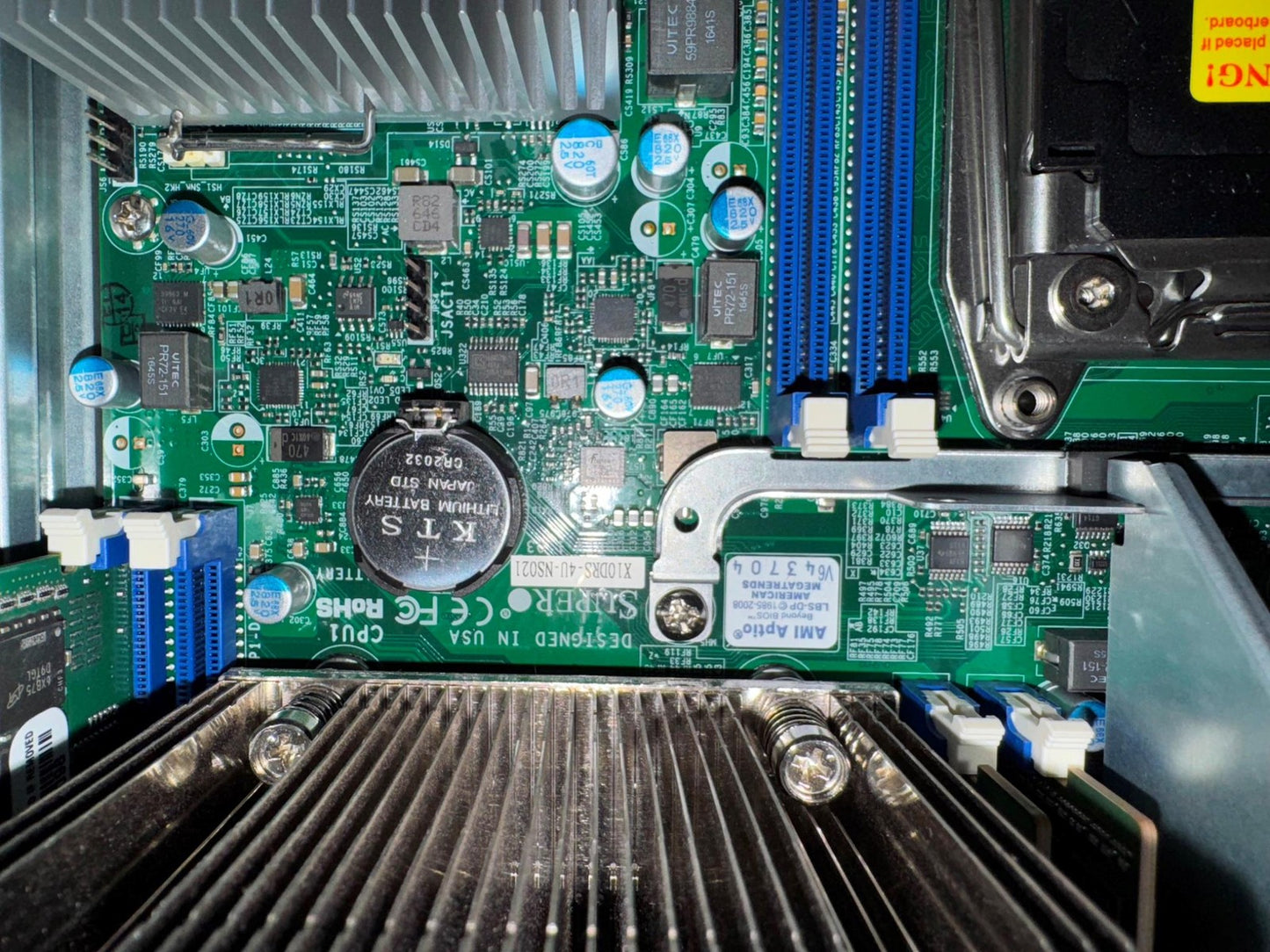 HPE Nimble Storage AF1000 2x Controller 2x 6-Core E5-2603V3 2x 16GB & 8GB NVDIMM