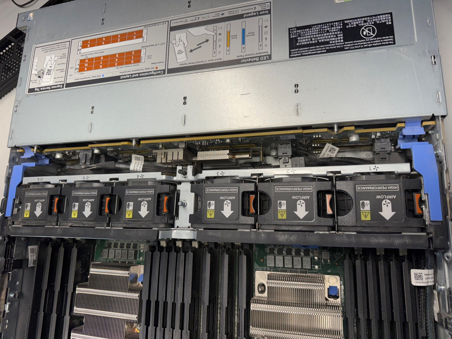 Dell Poweredge R740XD 3.5" 18 Bay 3.5" LFF H740P 2x Silver 4216 2xPSU Server CTO