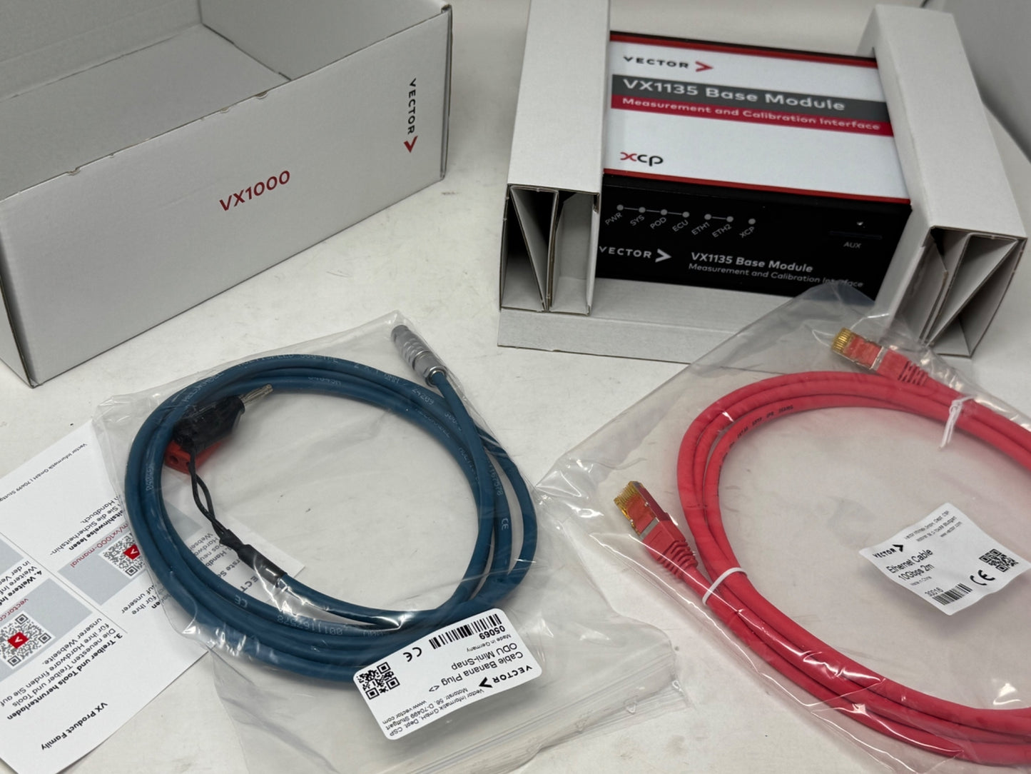 New in Box Vector VX1000 VX1135C Base Module Measurement Calibration Interface