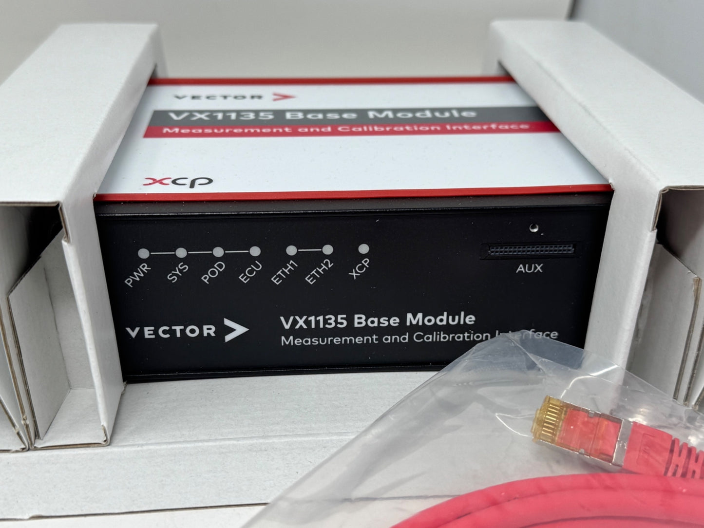 New in Box Vector VX1000 VX1135C Base Module Measurement Calibration Interface
