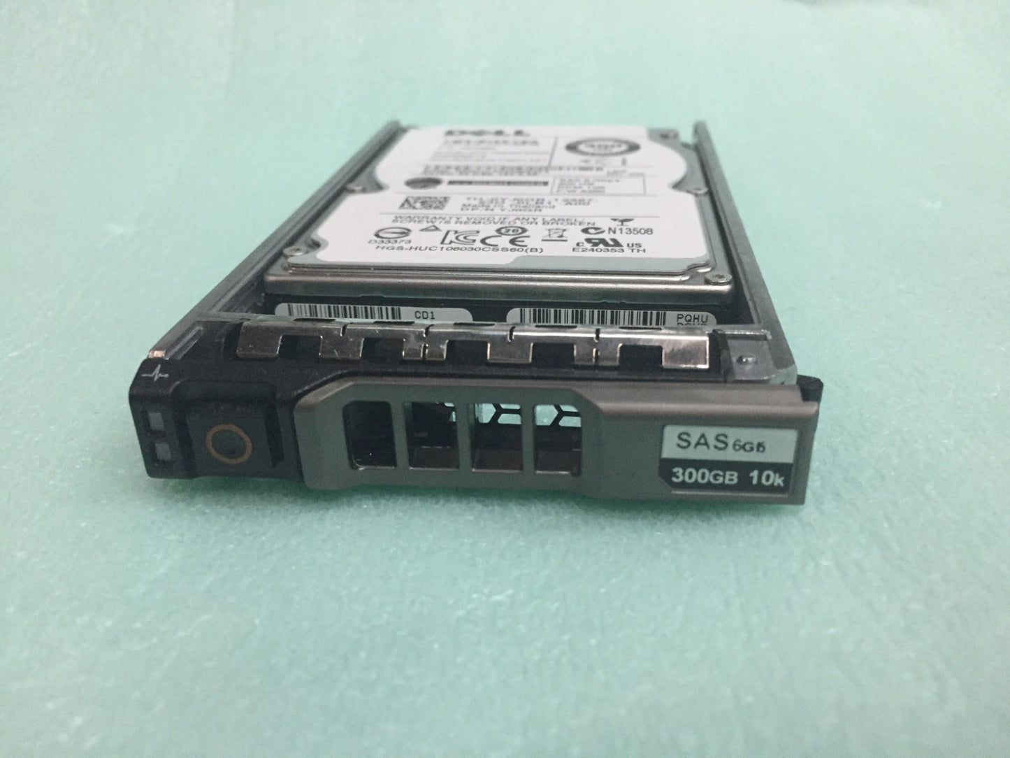 YJ0GR 0YJ0GR 0B25654 DELL 300GB 10K 6G SFF 2.5'' SAS DP HDD HARD DRIVE w Tray