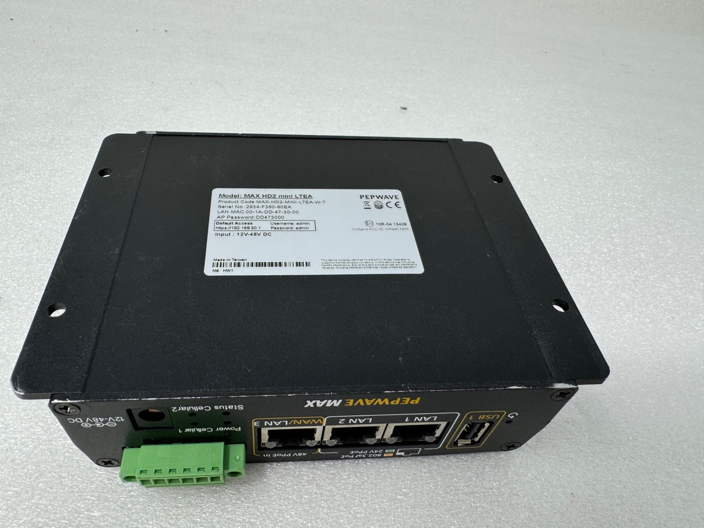 Peplink Pepwave MAX-HD2-MINI-LTEA-W-T MAX HD2 MINI-LTEA router NO ACCESSORIES