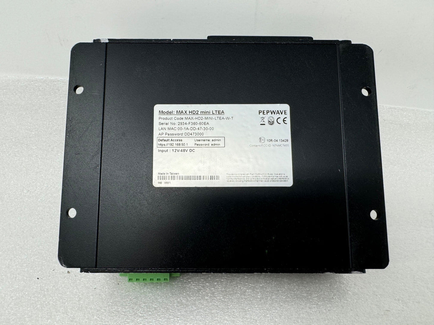 Peplink Pepwave MAX-HD2-MINI-LTEA-W-T MAX HD2 MINI-LTEA router NO ACCESSORIES