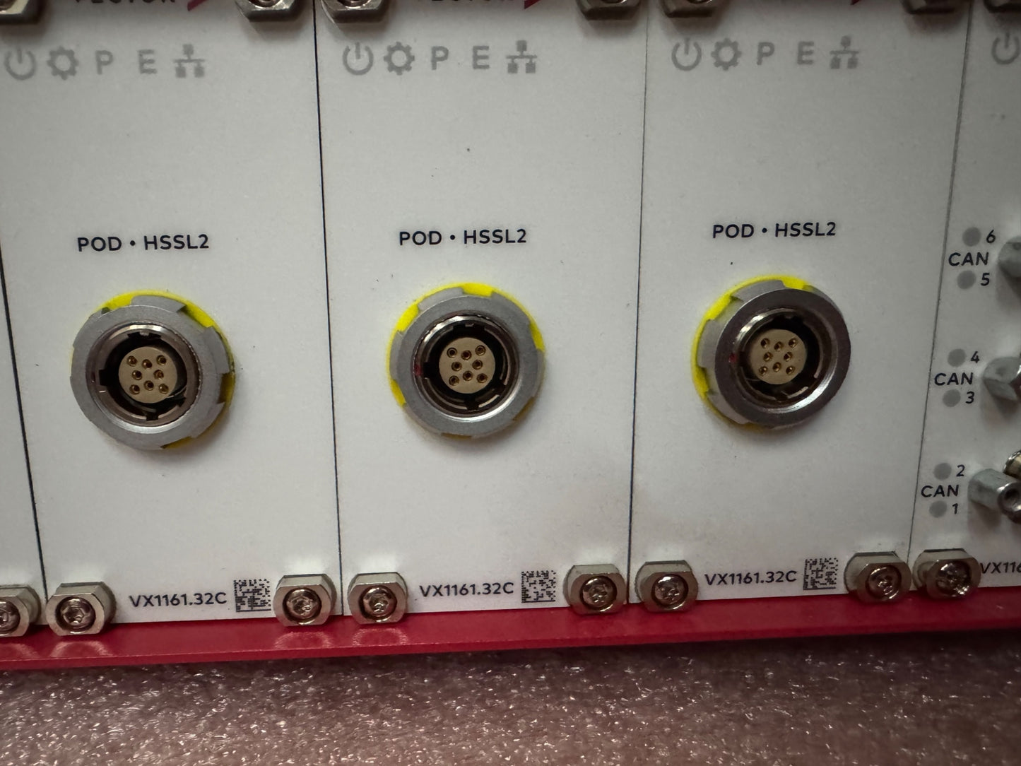 Vector VX1161 Multi Base Module 4x POD HSSL2 VX1161.32C 2x VX1161.41A VX1161.22B