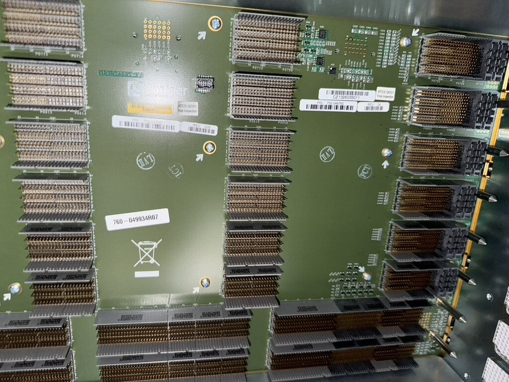 Juniper EX9208-CHAS-S-A EX9208 8-slot Switch Chassis w Fantray FANTRAY-MX480-HC