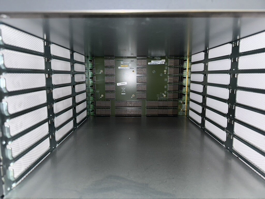 Juniper EX9208-CHAS-S-A EX9208 8-slot Switch Chassis w Fantray FANTRAY-MX480-HC
