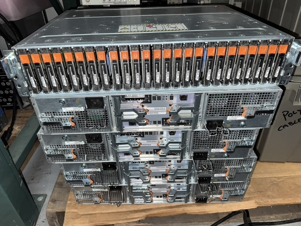 EMC SAE 100-562-712 Array Enclosure w/ 2x PWS 2x 6Gb SAS Controller 303-104-000E