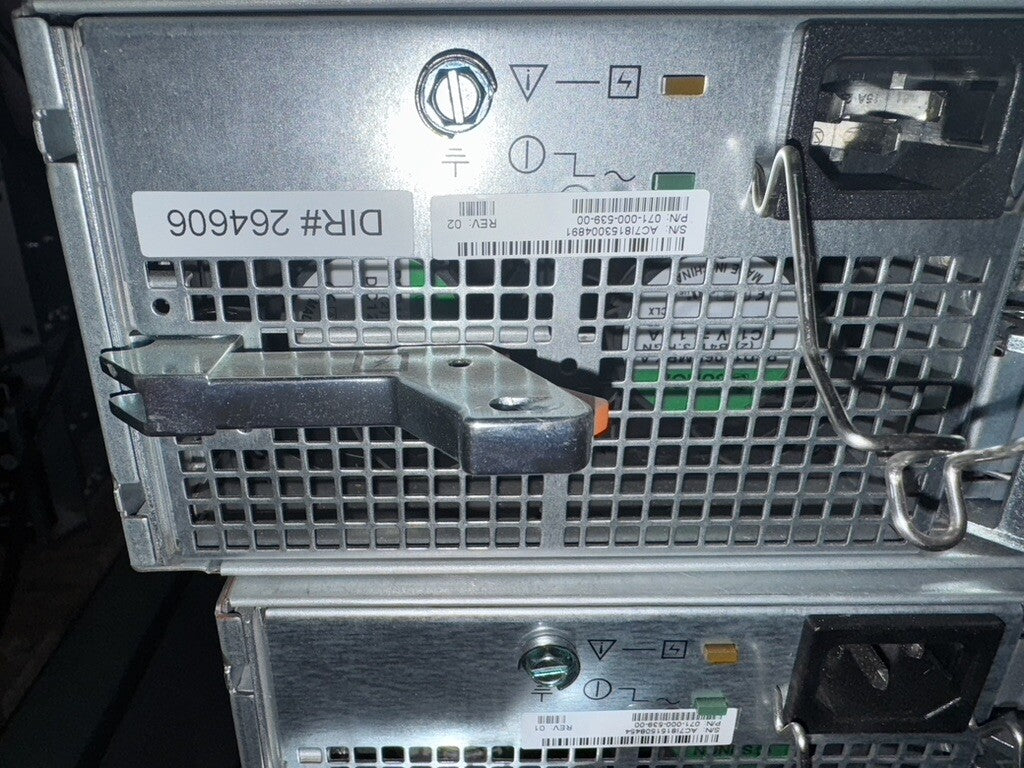 EMC SAE 100-562-712 Array Enclosure w/ 2x PWS 2x 6Gb SAS Controller 303-104-000E