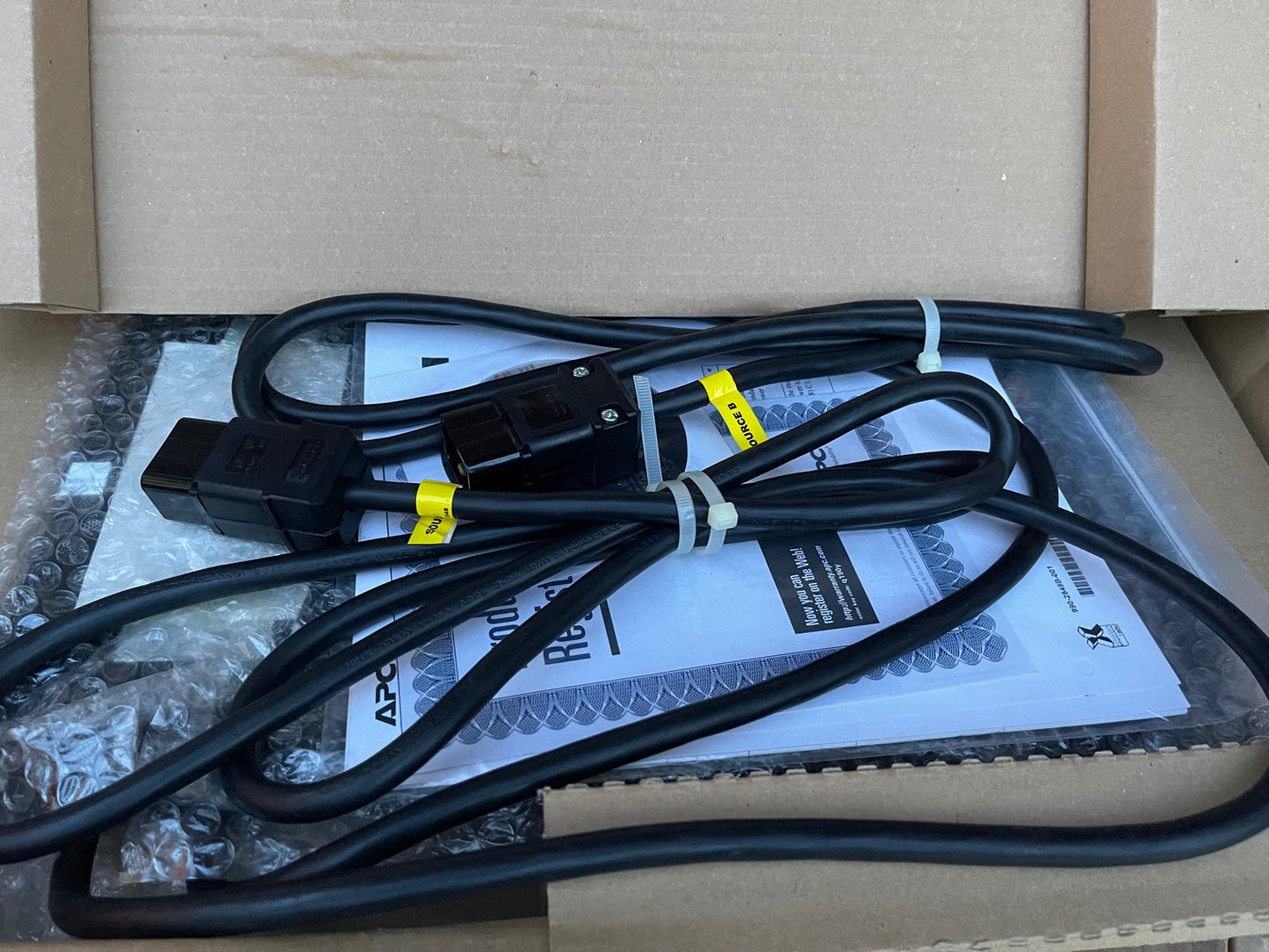 NEW in OPEN BOX APC AP7730 Rack Mount Dual source Automatic transfer switch PDU