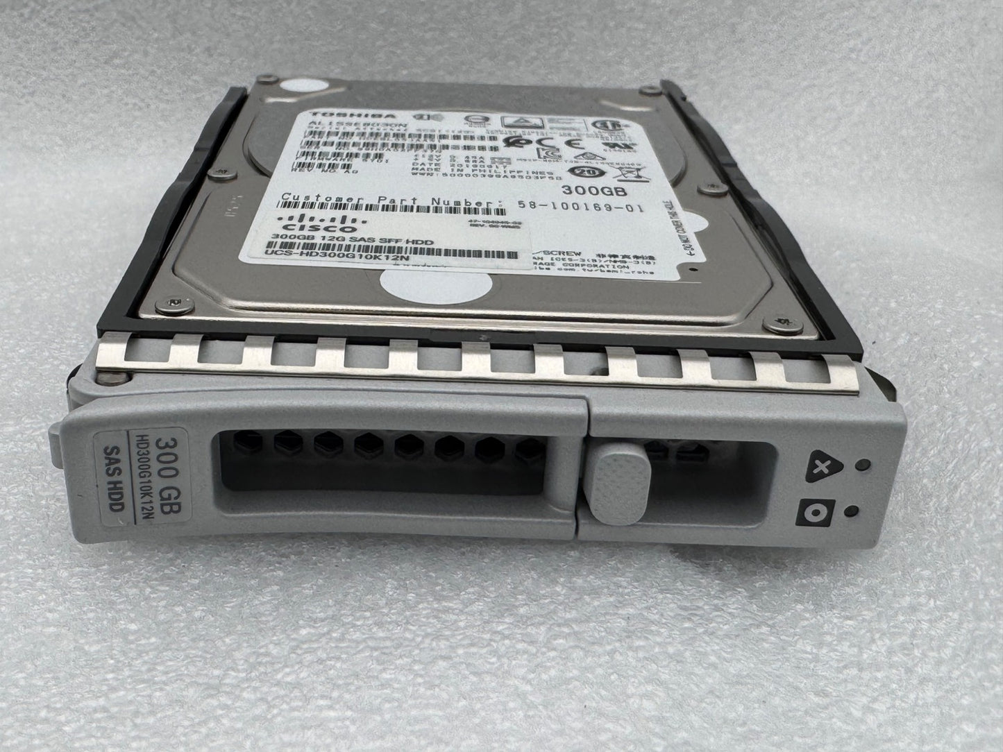Cisco 300GB SAS 10k 12Gb/s 2.5" UCS-HD300G10K12N Server Hard Drive HDD w M5 Tray