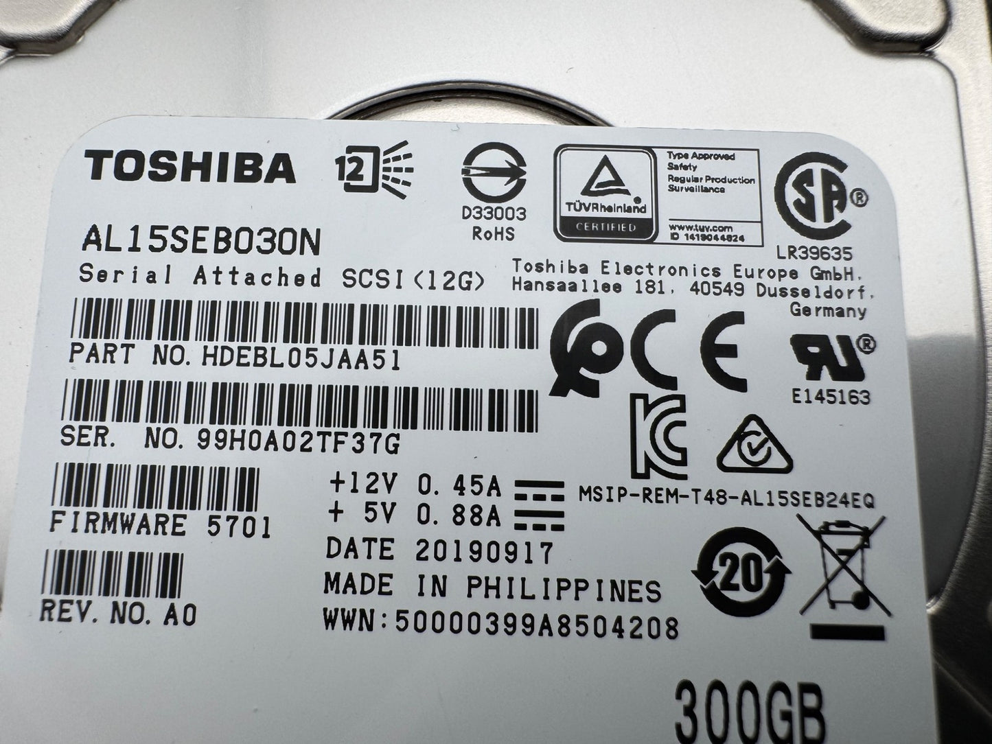 Cisco 300GB SAS 10k 12Gb/s 2.5" UCS-HD300G10K12N Server Hard Drive HDD w M5 Tray