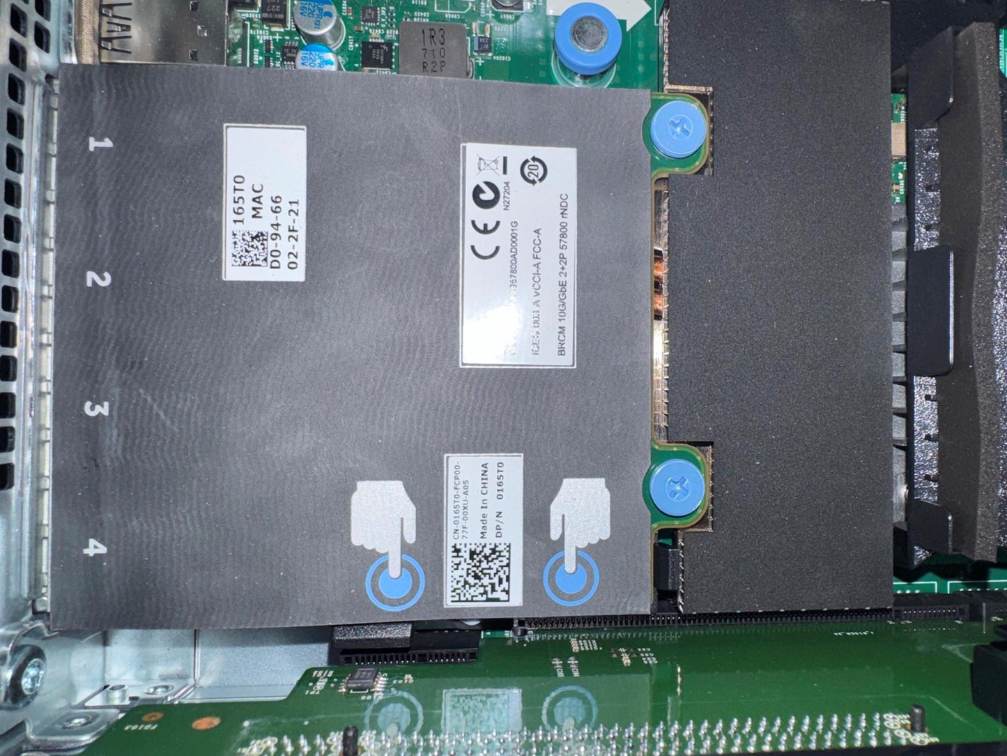 Dell R730 Server 8 bay 2.5" SFF 2x E5-2640 v4 2.4GHz Perc H730 2x PSU 495W L1