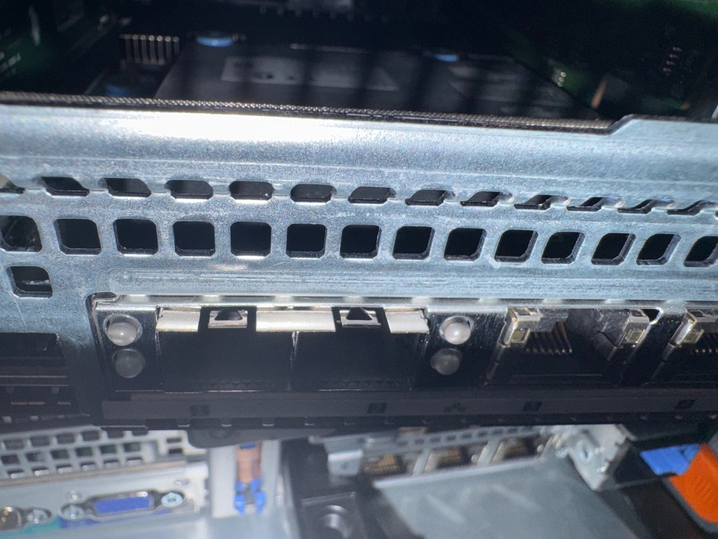Dell R730 Server 8 bay 2.5" SFF 2x E5-2640 v4 2.4GHz Perc H730 2x PSU 495W L1