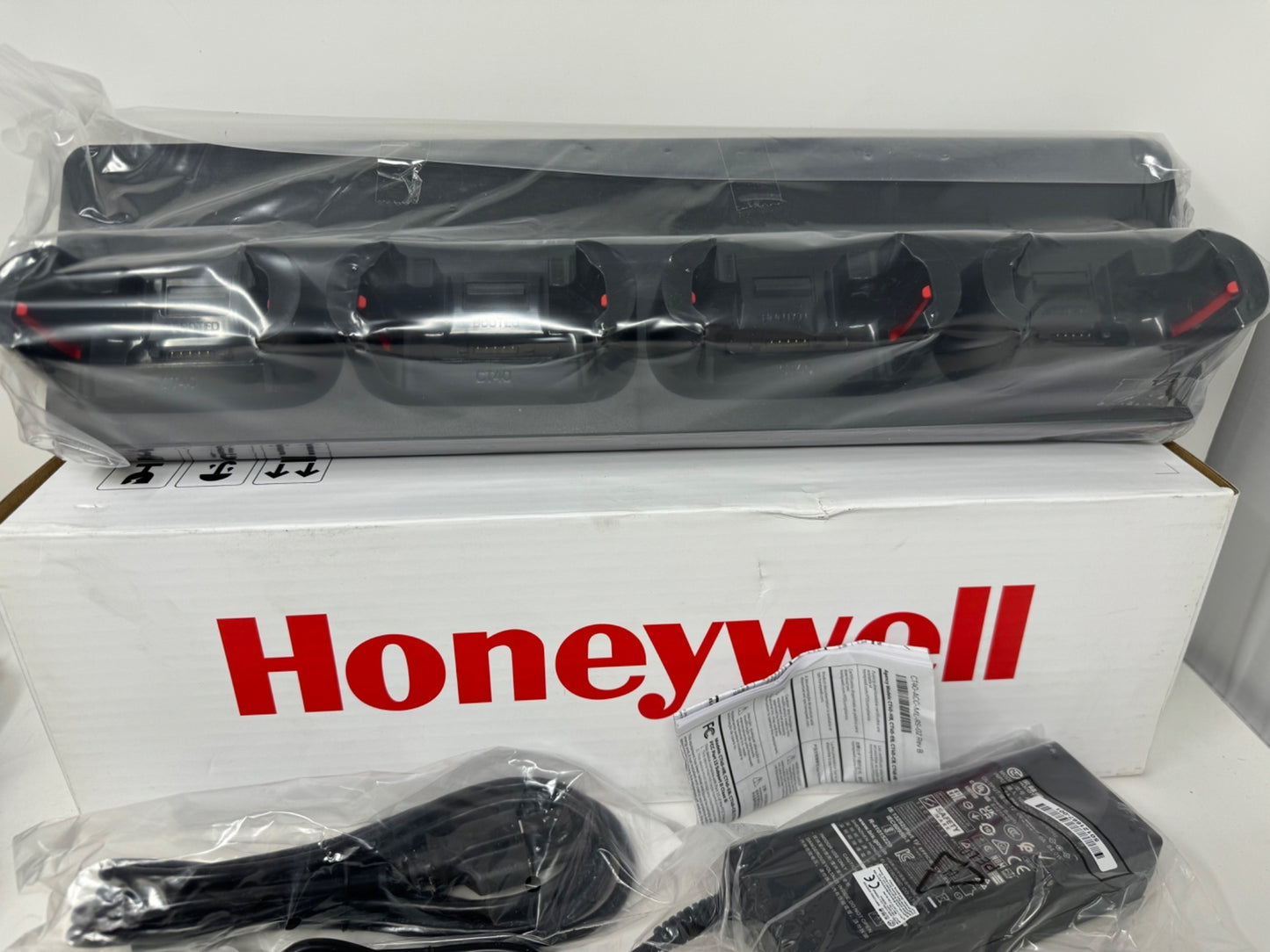 NEW Honeywell 4-Slot Charging Base CT40-CB charger for Dolphin CT40/CT45 w AC
