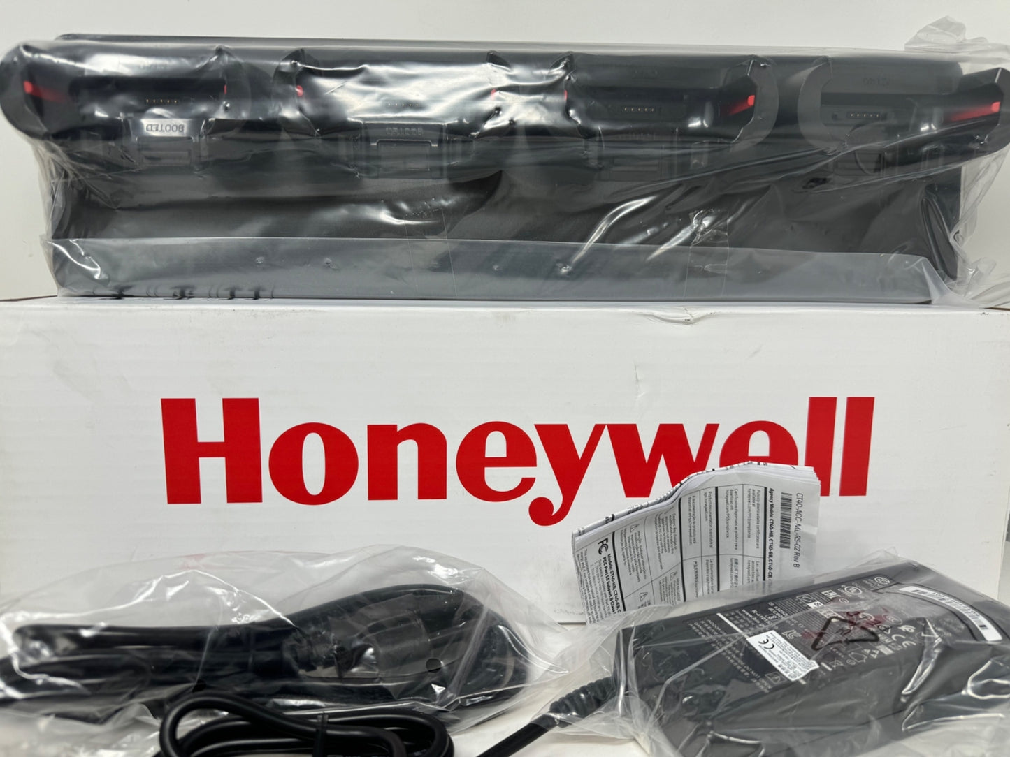 NEW Honeywell 4-Slot Charging Base CT40-CB charger for Dolphin CT40/CT45 w AC