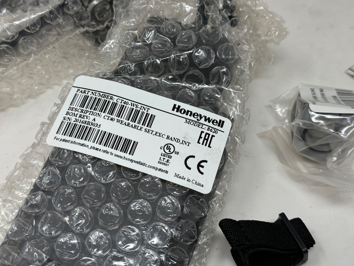 NEW Honeywell CT40-WS-00 CT40 Wearable Wrist Scanning Kit 8620 Scanner