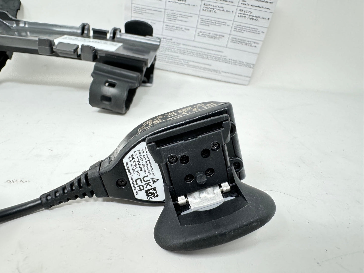 NEW Honeywell CT40-WS-00 CT40 Wearable Wrist Scanning Kit 8620 Scanner