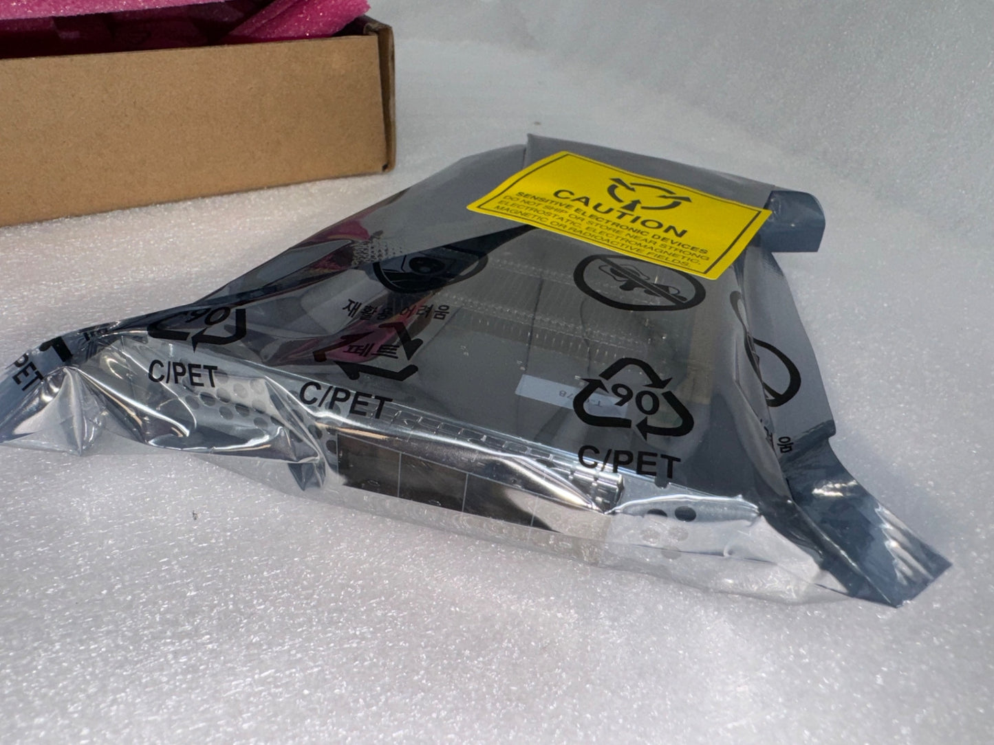 NEW Microchip Adaptec HBA Ultra 1200-16e 1200U16EXS Tri-mode Storage Controller