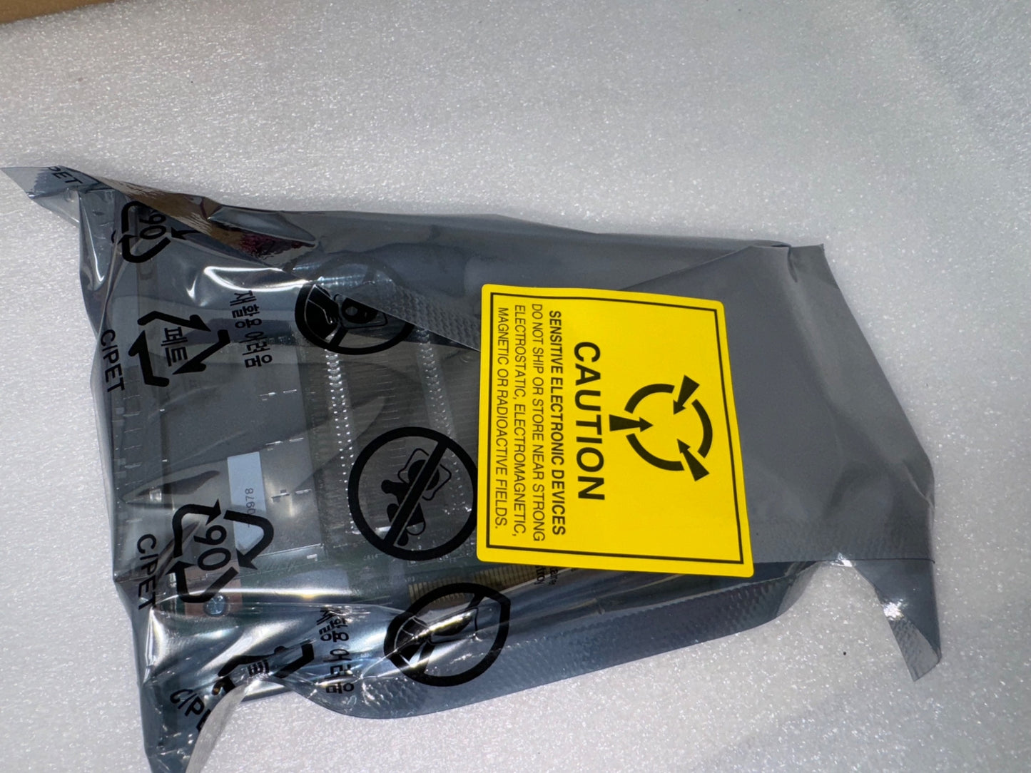 NEW Microchip Adaptec HBA Ultra 1200-16e 1200U16EXS Tri-mode Storage Controller