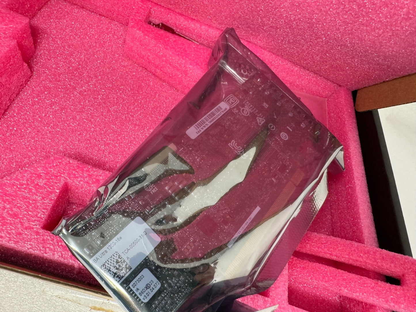 NEW Microchip Adaptec HBA Ultra 1200-16e 1200U16EXS Tri-mode Storage Controller