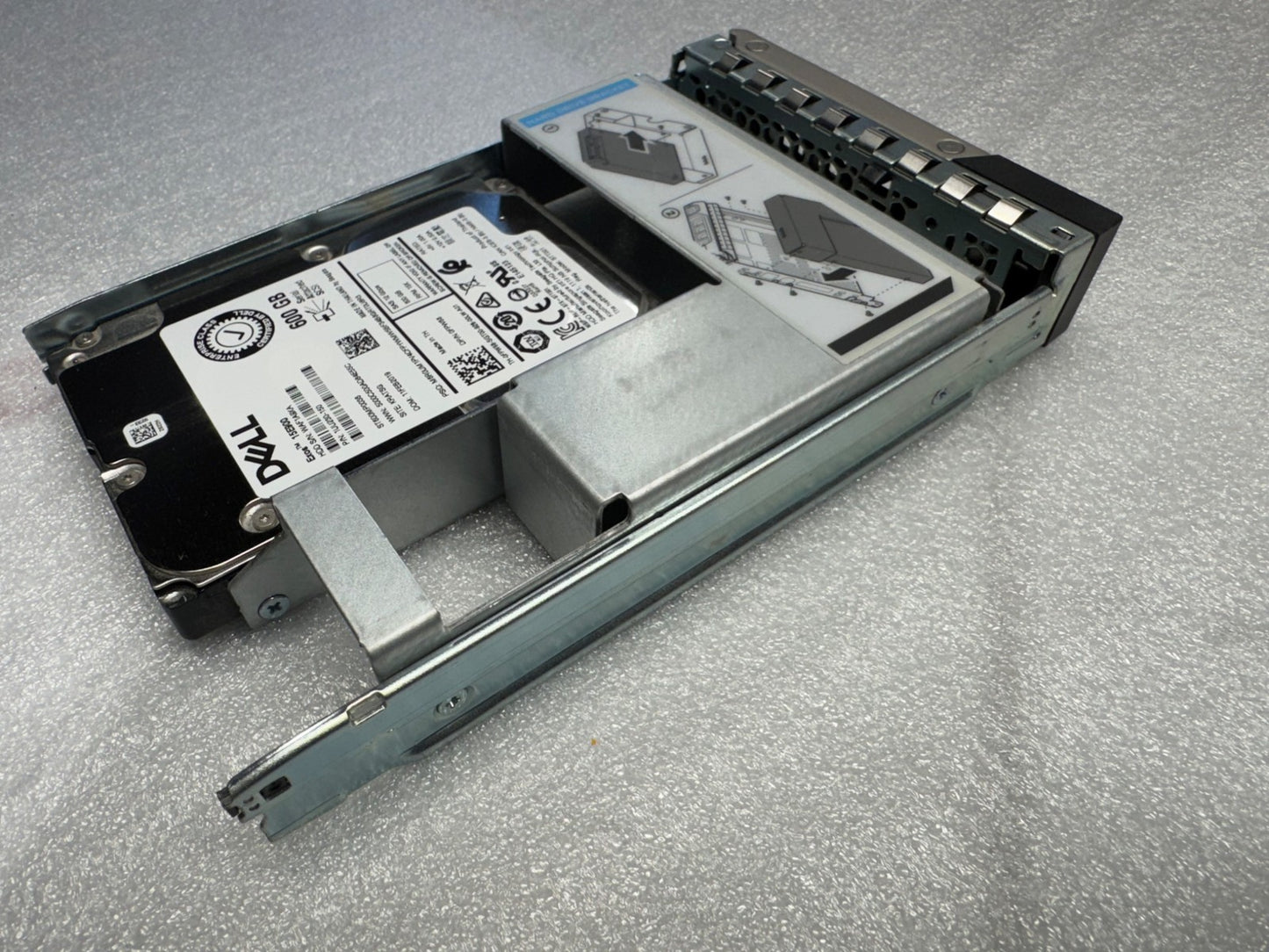 Dell Seagate 600GB Exos 15E900 ST600MP0036 15K SAS FPW68 3.5" 2.5 tray LFF 9w8c4
