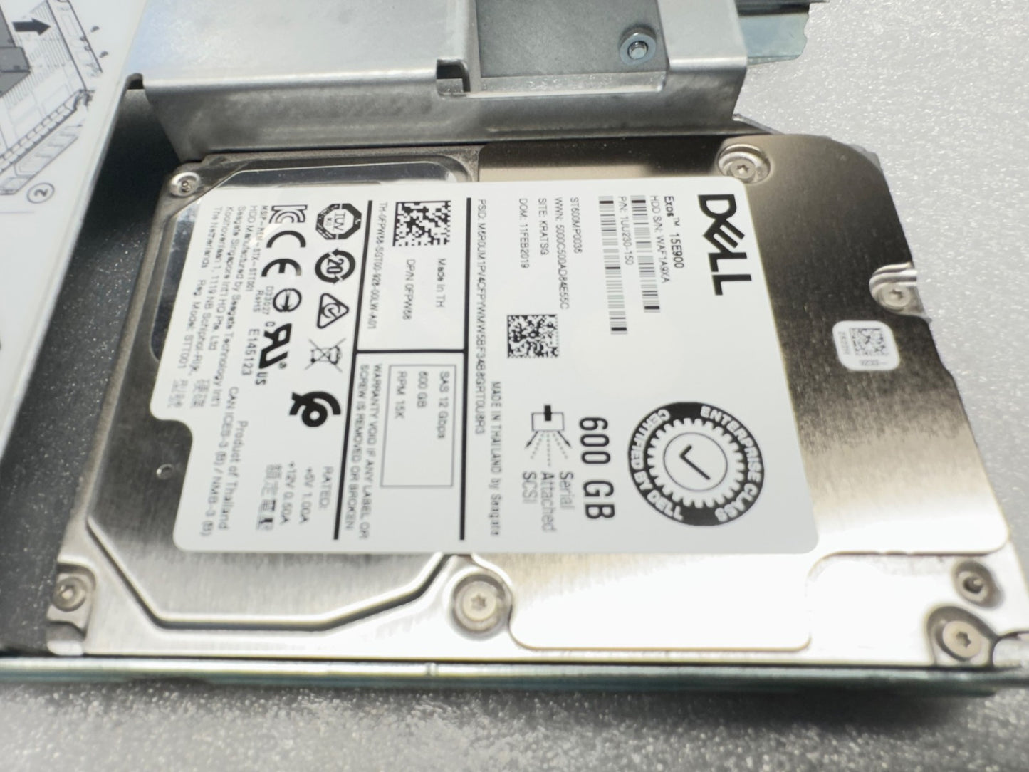 Dell Seagate 600GB Exos 15E900 ST600MP0036 15K SAS FPW68 3.5" 2.5 tray LFF 9w8c4