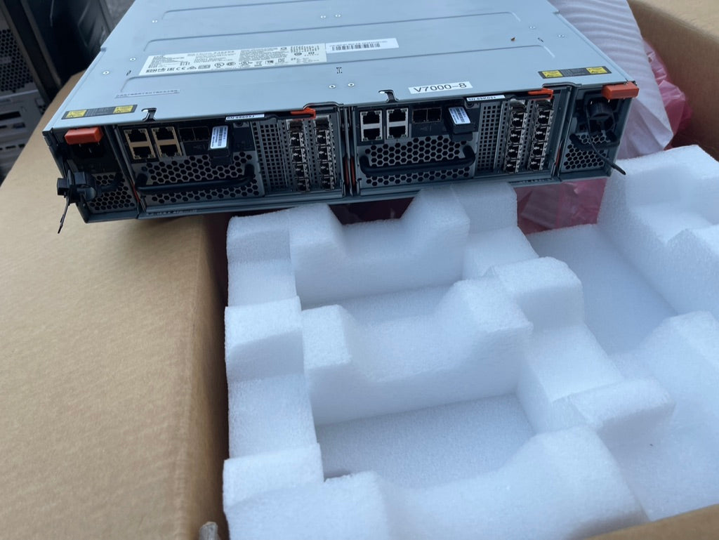 IBM Storwize V7000 Gen2 Control Array SFF 2076-524 2x Controller Node 01AC578 L2