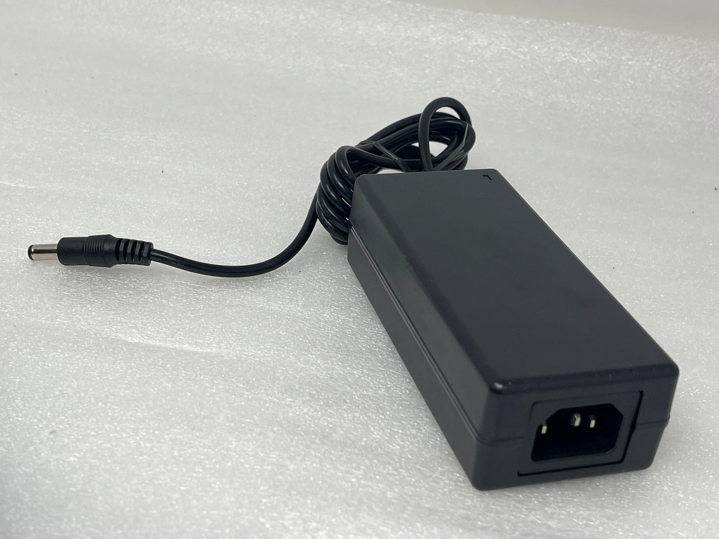 LOT 10x Genuine L.T.E. LTE60E-S2-1 AC/DC Power Supply Adapter 12V 5A 60W OEM